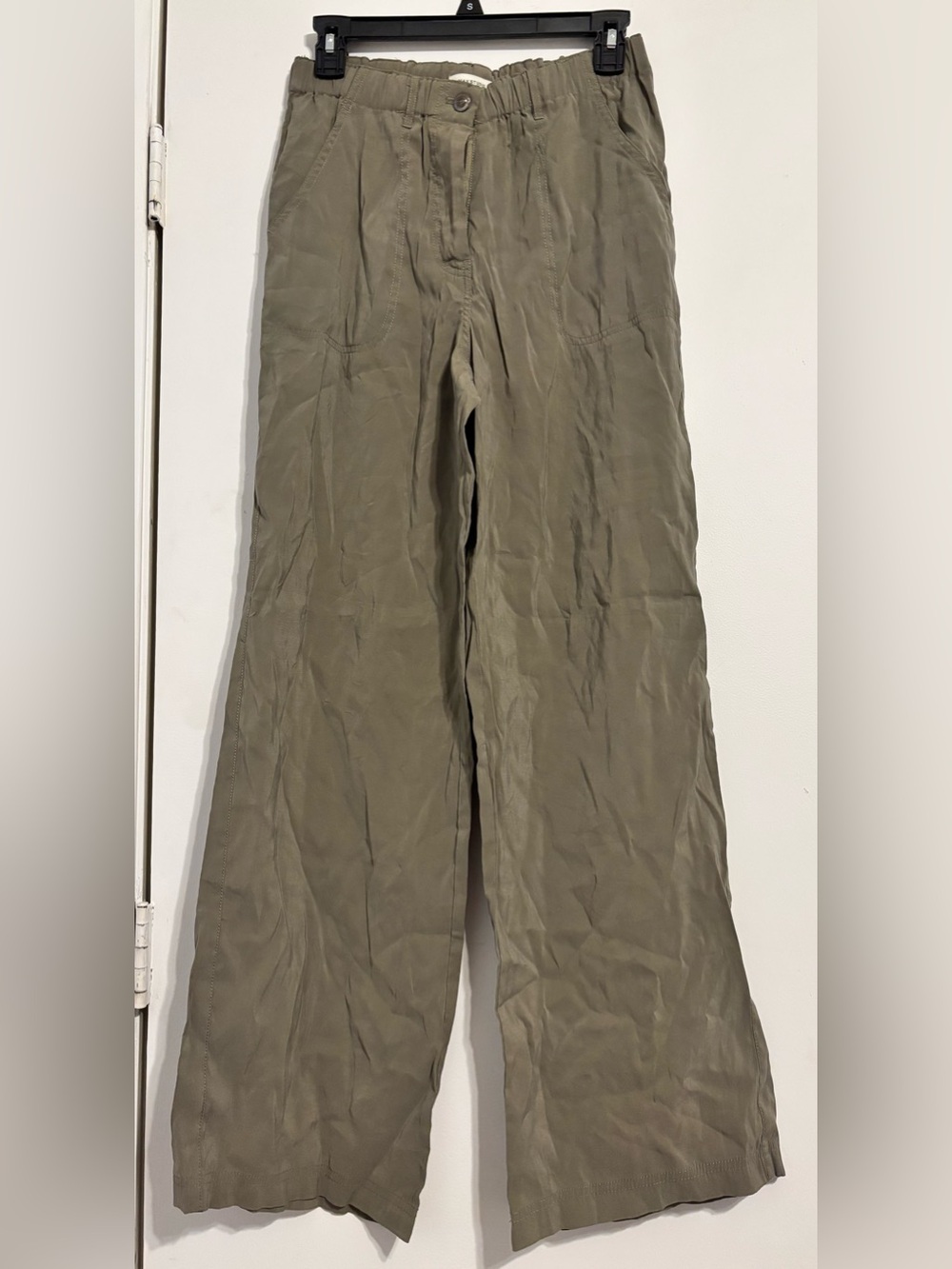 Max Studio Olive Green Wide-Leg Cargo Pants